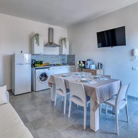 Izzhome Cozy Sunflowers Semesterbostad