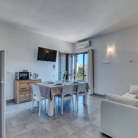 Izzhome Cozy Sunflowers Semesterbostad *